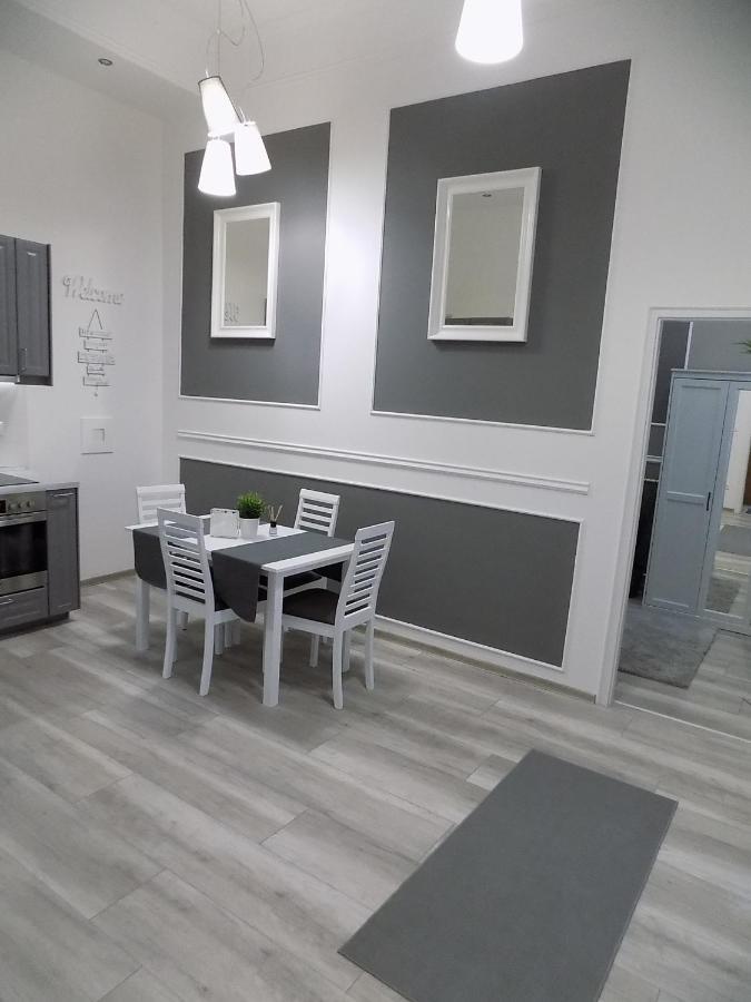 A10 Alkotmany B Apartment Βουδαπέστη Εξωτερικό φωτογραφία